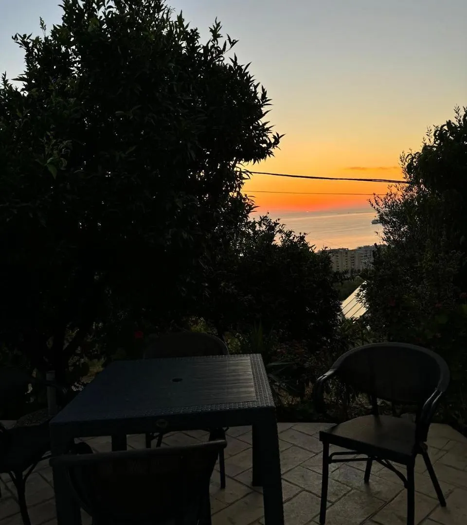 Vila Gaia Vlorë 0*,
